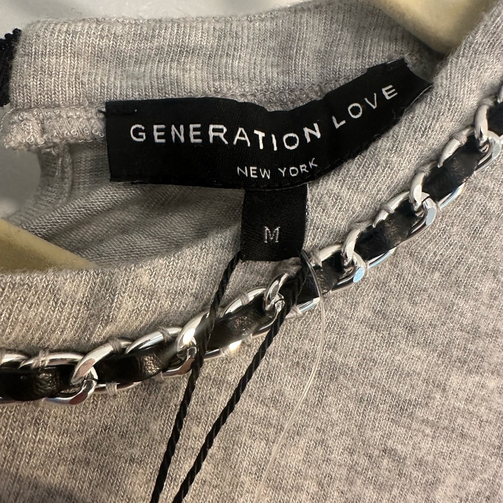 Generation Love Top - Picture 2 of 6
